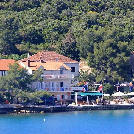Guest house Double Loviste 10181e