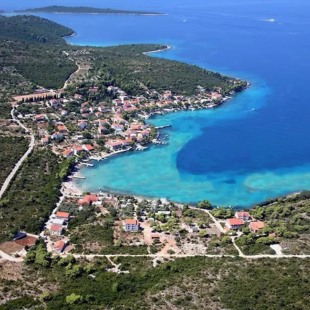 Double Loviste 10181e Πανσιόν